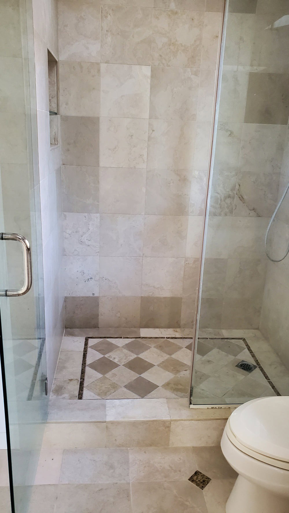 Color-Sealed Entry and Hallway before and after in Irvine